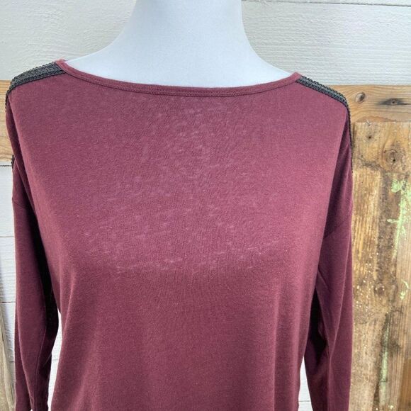 $59.  NYJD 3/4 Sleeve Boat Neck Top  Red Black NWT - Picture 4 of 8